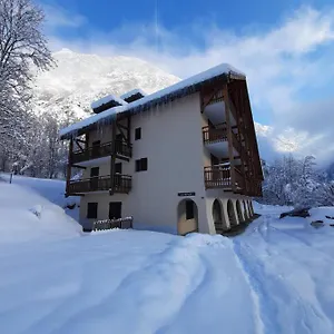 Vénosc-les 2 Alpes , Rez De Jardin Appartement